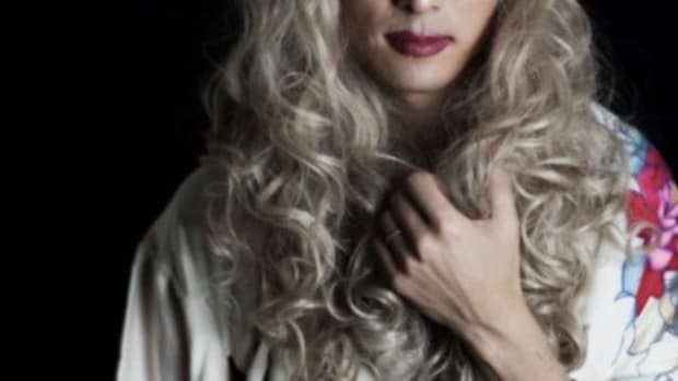 横断歩道で近づいてきたのは...(画像はphotoAC)