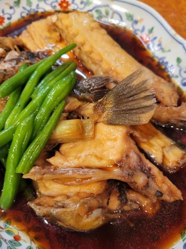 煮魚を頼んだら...(画像はphotoAC...