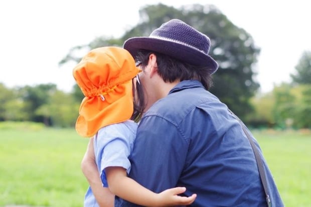 2歳娘と父の会話に反響(画像はphotoAC)