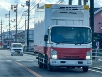 信号待ちをしていると後ろから来たトラックが前に停車　降りてきたドライバーが父に向かって（大阪府・50代男性）