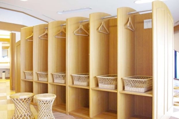 子供たちとのバスツアーで（画像はphotoAC）