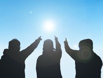 疲れ切ってもう歩けない...すると目の前に3人の男性が　「大変だったでしょう」これだけでは終わらなかった（埼玉県・40代女性）