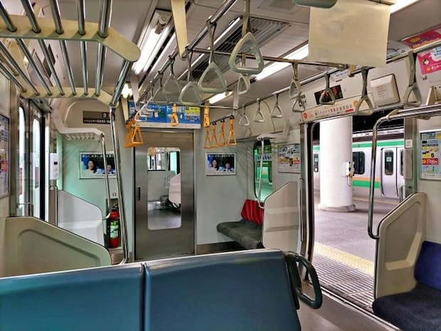 席を譲ってくれた3人へ(画像はphotoAC)