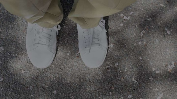 声をかけられて（画像はphotoAC）