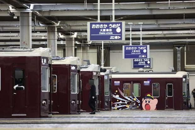 吸い込まれてる～！？（画像はとんかつ（＠tonkatsu_33_23）さんの投稿より）