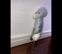 これは一体、何の動物...？　製作途中で諦められた「羊毛フェルト」作品の哀愁がすごい