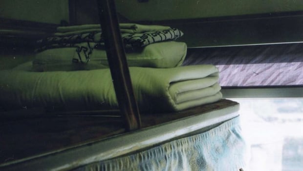 あの人たちは、今（画像はphotoACより）