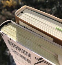 本の上がギザギザ！→ワザとです　出版社の思いが詰まった「天アンカット」の魅力を聞いた