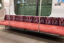 「妊娠8か月、日吉駅から乗った電車は満席。座れなかった私に学生らしき若い男性客が」（茨城県・50代女性）