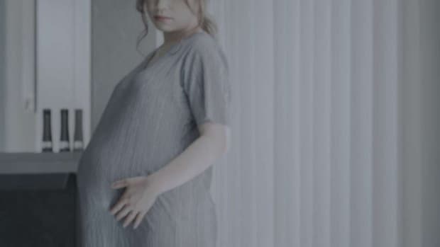 長男出産時の思い出（画像はphotoAC）