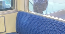 電車の中で発見された「おとしもの」に13万人動揺　「声出してワロタ」「ウチのかも！！！」