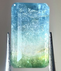 「なんて美しい」「山並みが視える」　絶景を内包する〝宝石〟に1.1万人が感動