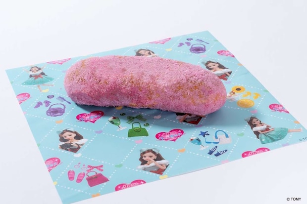 「ストロベリー揚げパン」（450円）（画像はプレスリリースより）