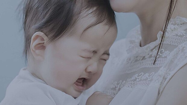 電車で赤ちゃんがぐずりだし（画像はphotoAC）