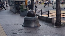 熊本名物の待ち合わせ場所「パル玉」を知っているか？　謎の回る玉...全国から目撃証言も