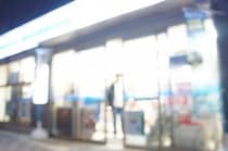 「コンビニにやってきた酔っ払いの中年男性客。店員の私がセルフレジをすすめると大声で罵倒してきて...」（愛知県）・60代女性