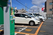 「降りて下さい」パーキングに駐車できない私に初対面の男が言った　すぐに私の車に乗り込んで（大阪府・40代女性）