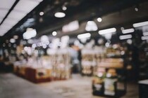 「『子供を連れてこないで』と近所のスーパーを出禁になった母。少し離れた店に自閉症の兄を連れて行くと...」