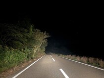 人も車も通らない暗い夜道、1台の車がいきなり停車した　周りには家もない...19歳の私と友人は（60代女性）