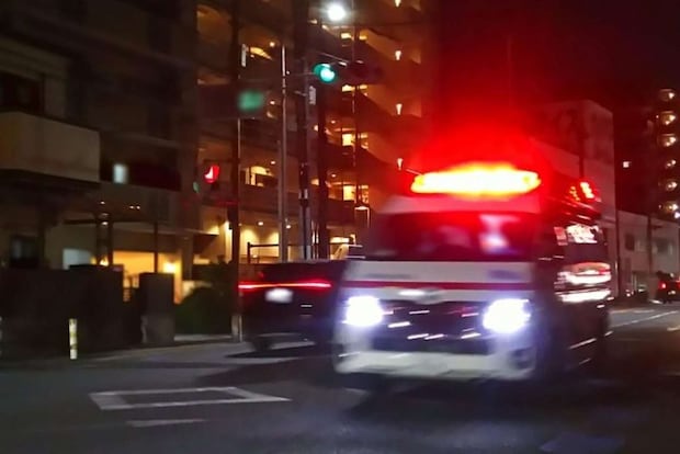 救急車で運ばれて（画像はphotoAC）
