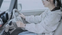 「妊娠4か月、一人で車に乗って買い物へ。帰りにピンチ到来で、見知らぬ2人の男性が私の車を...」（30代女性）