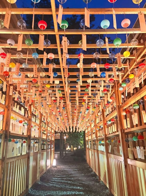 「縁むすび風鈴」川越氷川神社の公式Xアカウント（＠hikawa_kaikan）の投稿より