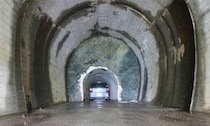 どうして？何のために？　世にも不思議な「トンネルの中にあるトンネル」の謎を追う