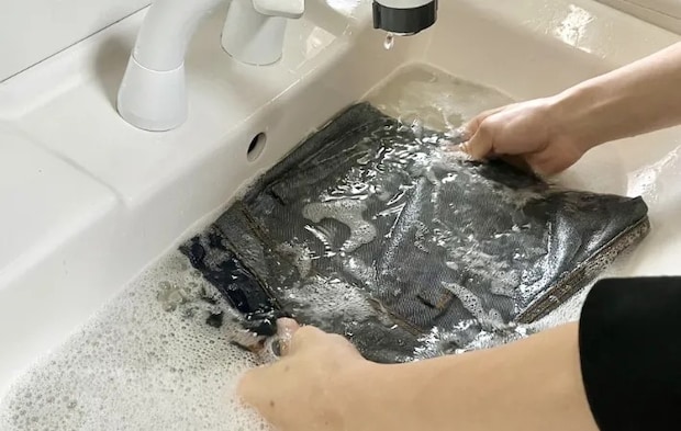 手洗いしている様子