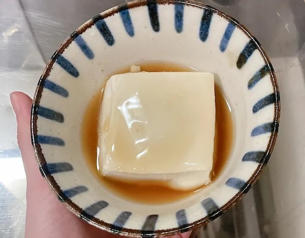 ツヤツヤの豆腐（撮影：grape編集部）