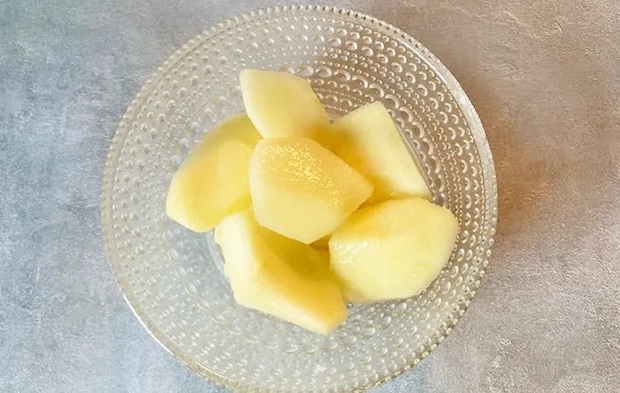 『りんごのカルピス漬け』の完成写真（撮影：エニママ）