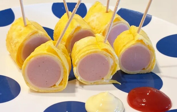 『ソーセージとチーズの卵巻き』の完成写真