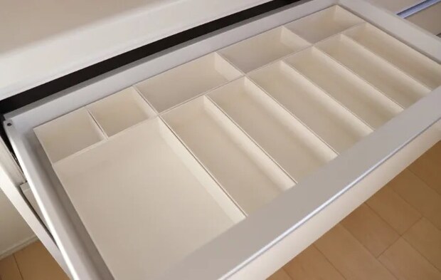 引き出しの中のケース