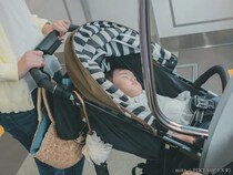 「なんか…人って優しい」電車の中で見つけた小さな優しさ　駅のトイレ修理をするおじいさんに学んだこと