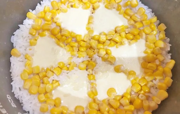 『炊飯器で簡単！「６Ｐ」コーンご飯』を作る写真