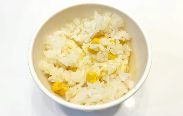 『炊飯器で簡単！「６Ｐ」コーンご飯』の完成写真
