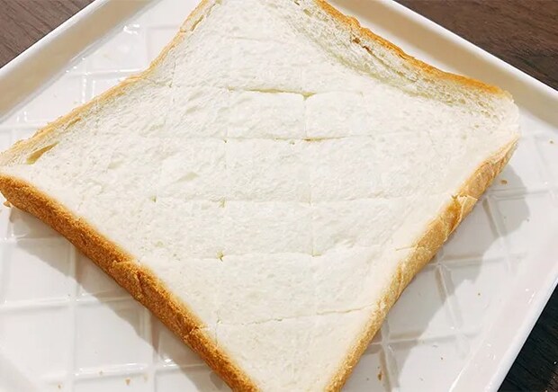 食パン（撮影：grape編集部）