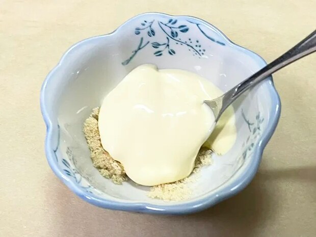 マヨネーズと砂糖の写真（撮影：grape編集部）