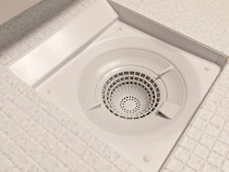 毎日きれいを保ちたいなら？　排水口の正しい掃除順に「スッキリした」「参考になる」