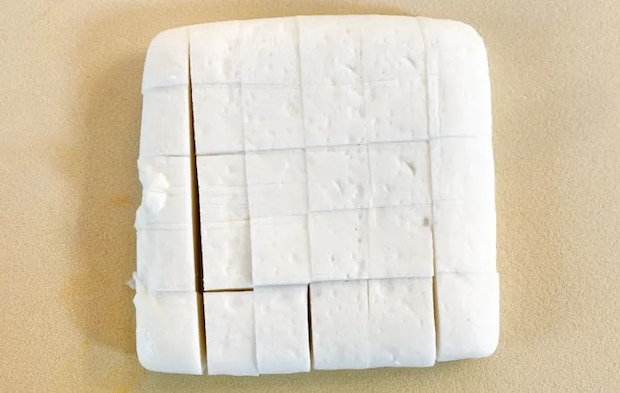 『無限チーズはんぺん』を作る写真（撮影：エニママ）