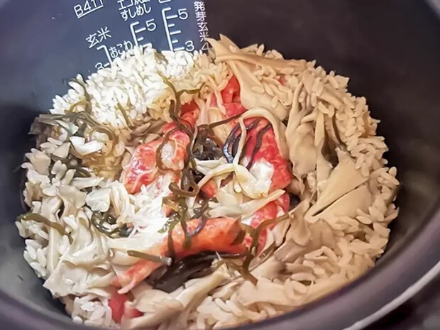 【節約レシピ】カニカマ料理の正解が出た？　『カニめしもどき』に夫と子供が絶賛