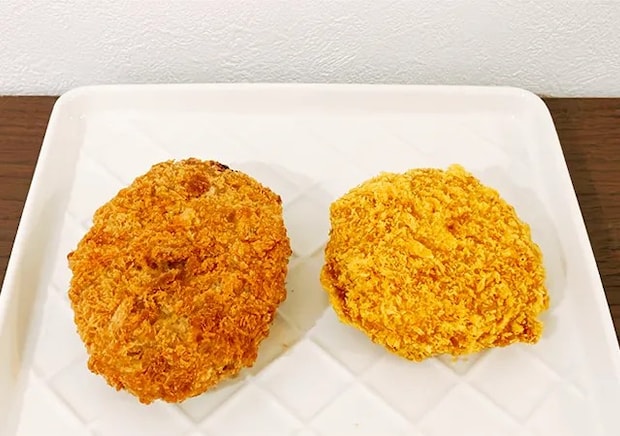 『北海道産じゃがいもの牛肉コロッケ』と『とろっとあふれるチーズコロッケ』（撮影：grape編集部）