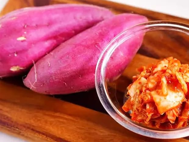 サツマイモを丸ごと炊飯器に…？　管理栄養士おすすめの簡単レシピ