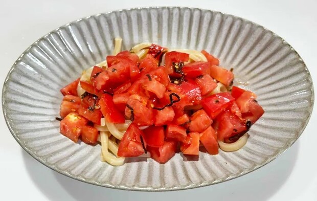 『こくうまうどん』の完成写真（撮影：エニママ）