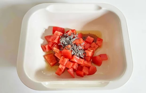 『こくうまうどん』を作る写真（撮影：エニママ）