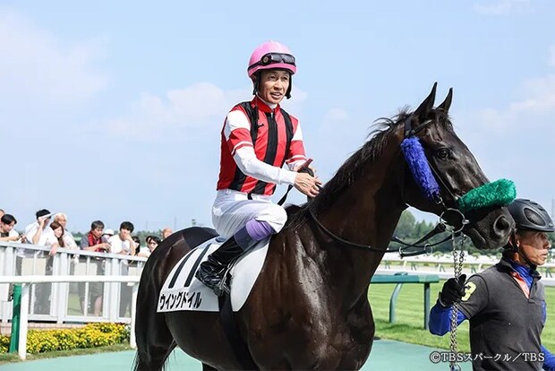 『ザ・ロイヤルファミリー』の場面写真