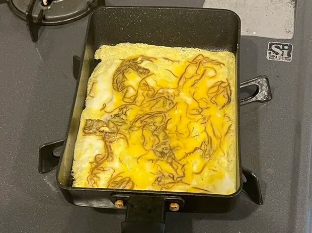 もずく入り玉子焼きの作り方（撮影：grape編集部）