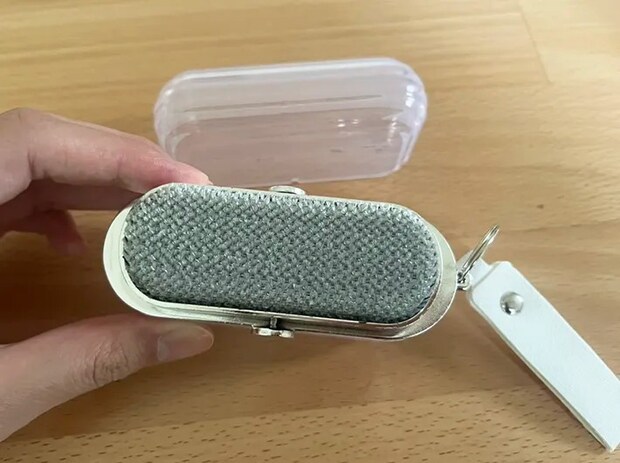 ダイソー『取り換え式２ｗａｙほこり取り』の写真（撮影：grape編集部）