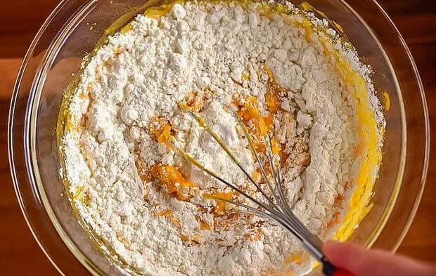 カボチャのパンケーキを作る写真（撮影：小泉明代）