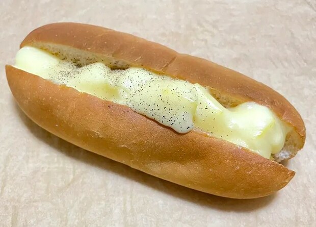 焼き上がったコッペパンの写真（撮影：grape編集部）