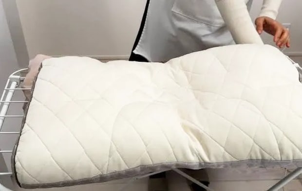枕を干している写真（撮影：Heulie）
